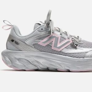 New Balance x GANNI Sneakers